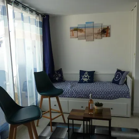 Studio Cosy Equipe Dans Avec Piscine Apartment *